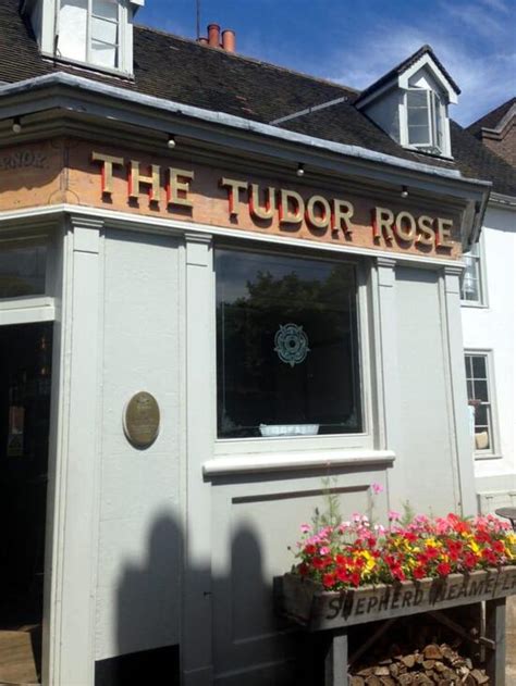 tudor rose rochester.